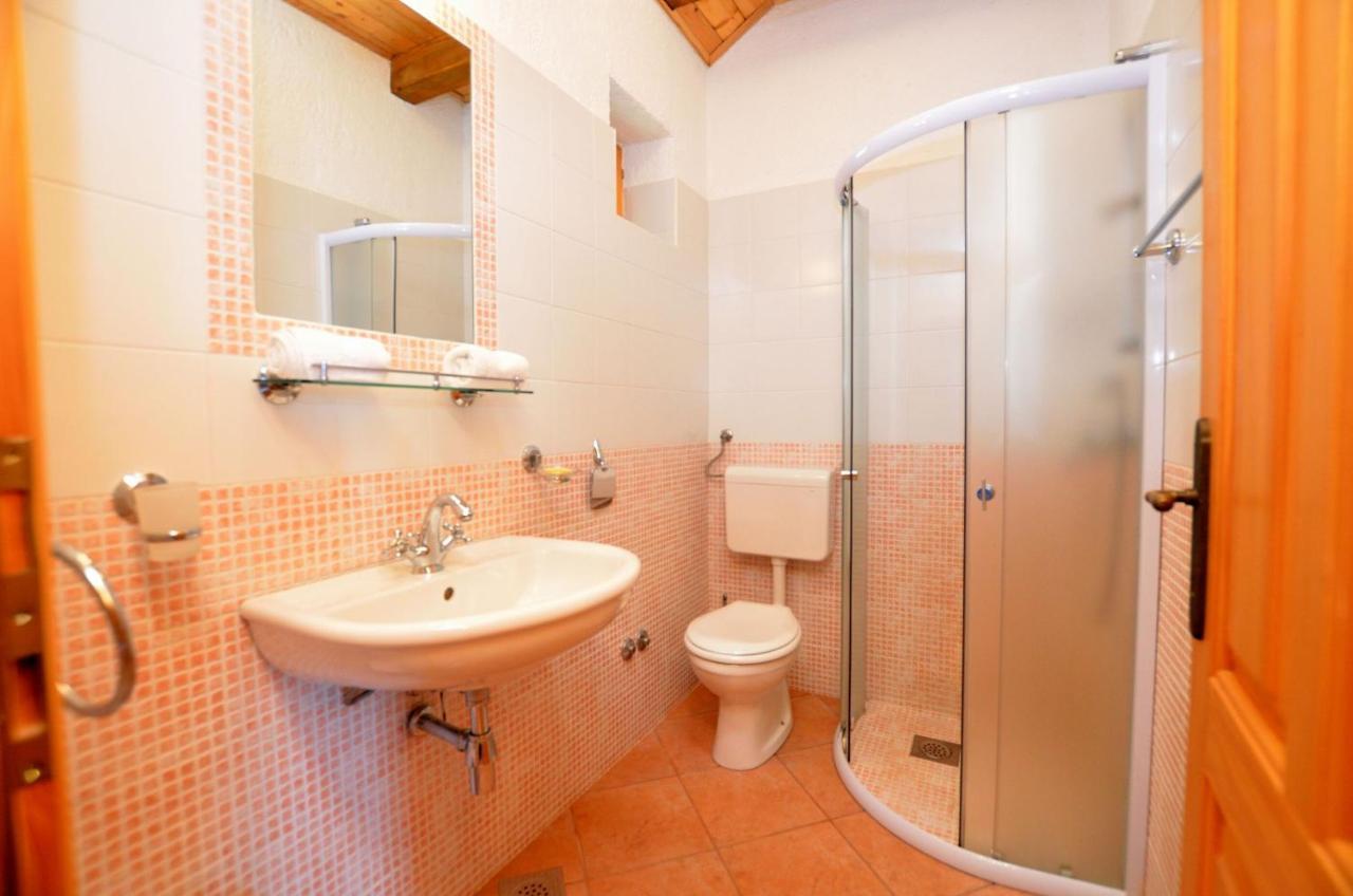 House Mikleus Villa Lovran Bagian luar foto