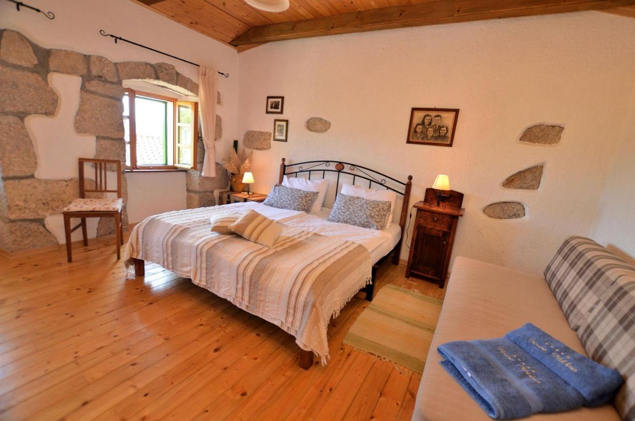 House Mikleus Villa Lovran Bagian luar foto
