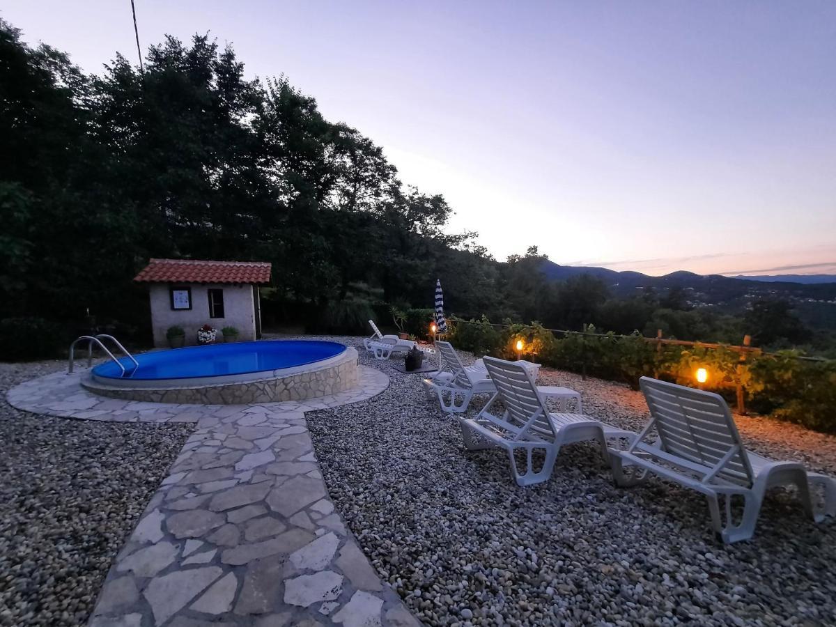 House Mikleus Villa Lovran Bagian luar foto