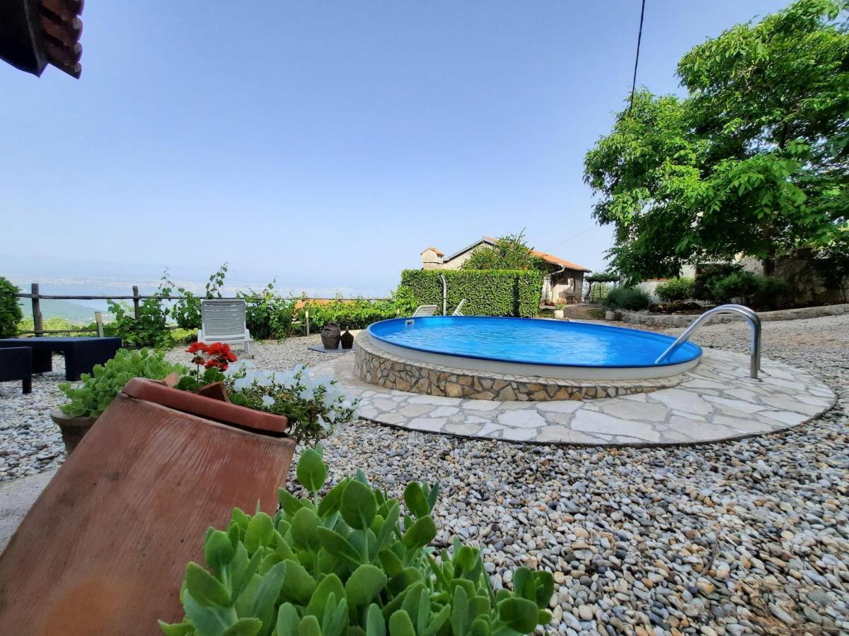 House Mikleus Villa Lovran Bagian luar foto